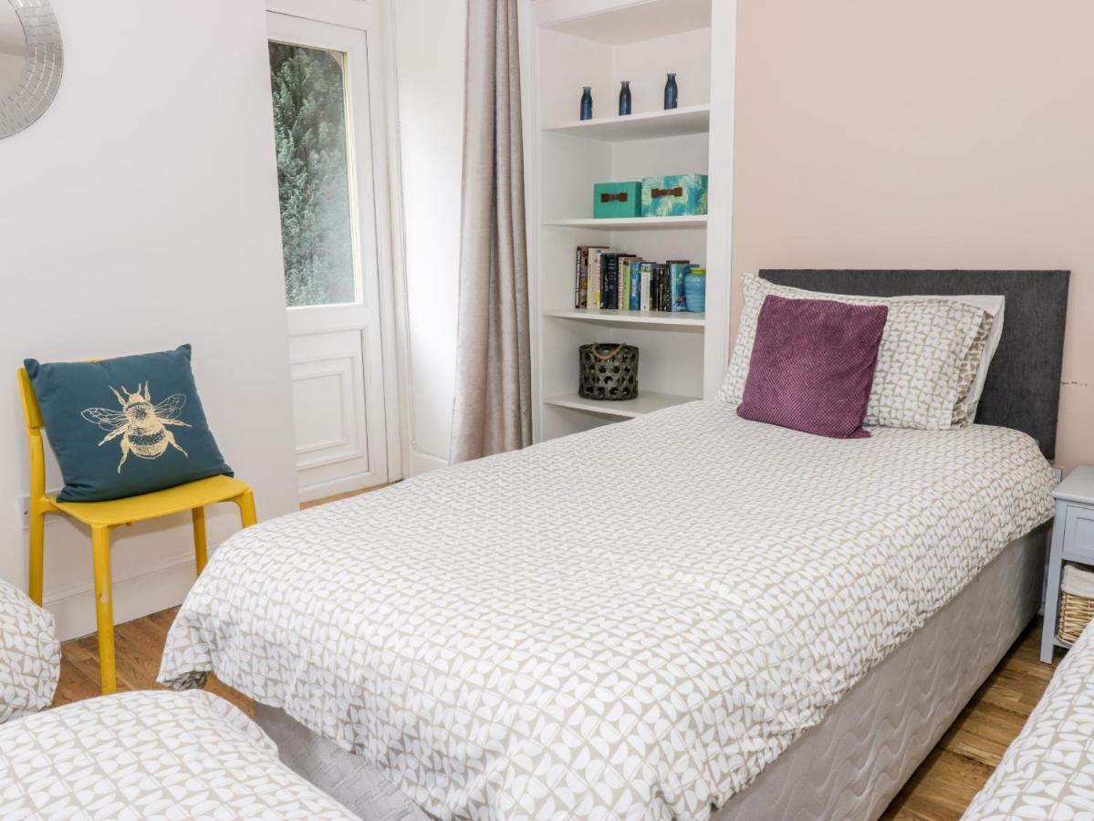 Stead's Place, Appartement